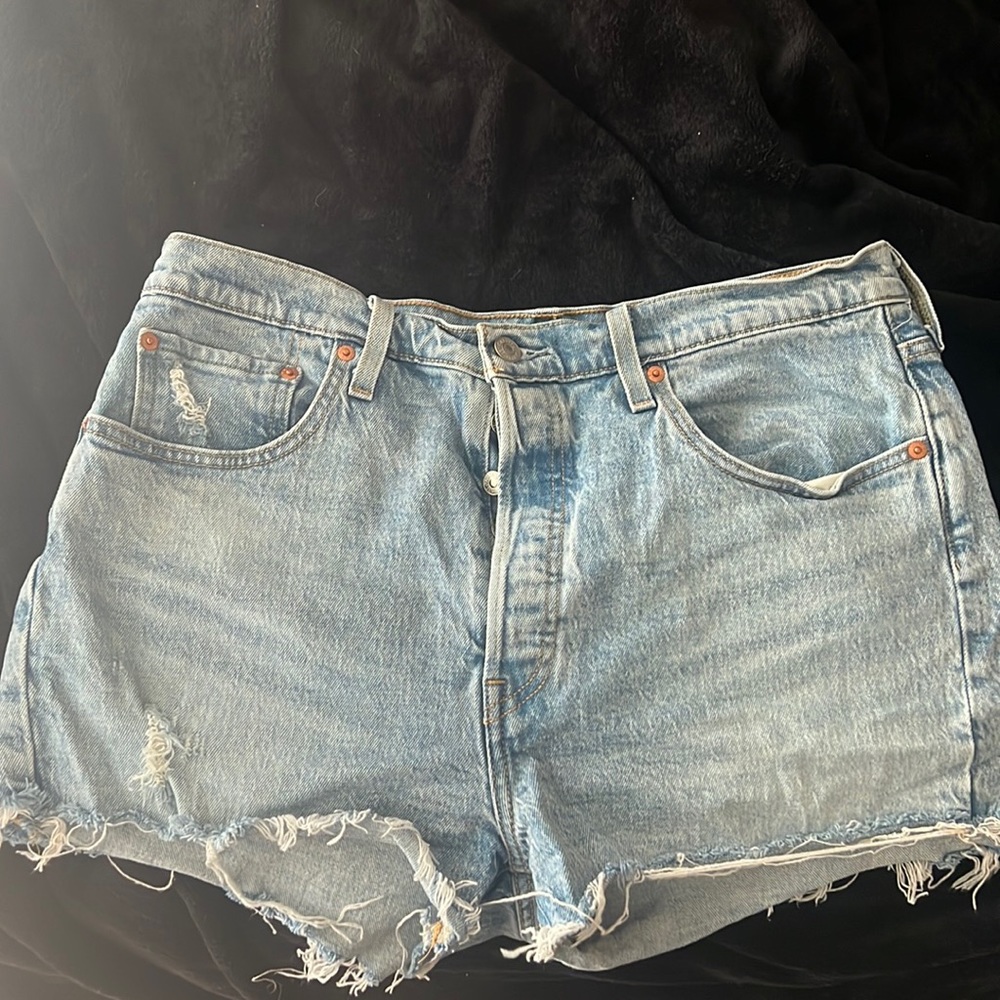 Womens Levi denim shorts